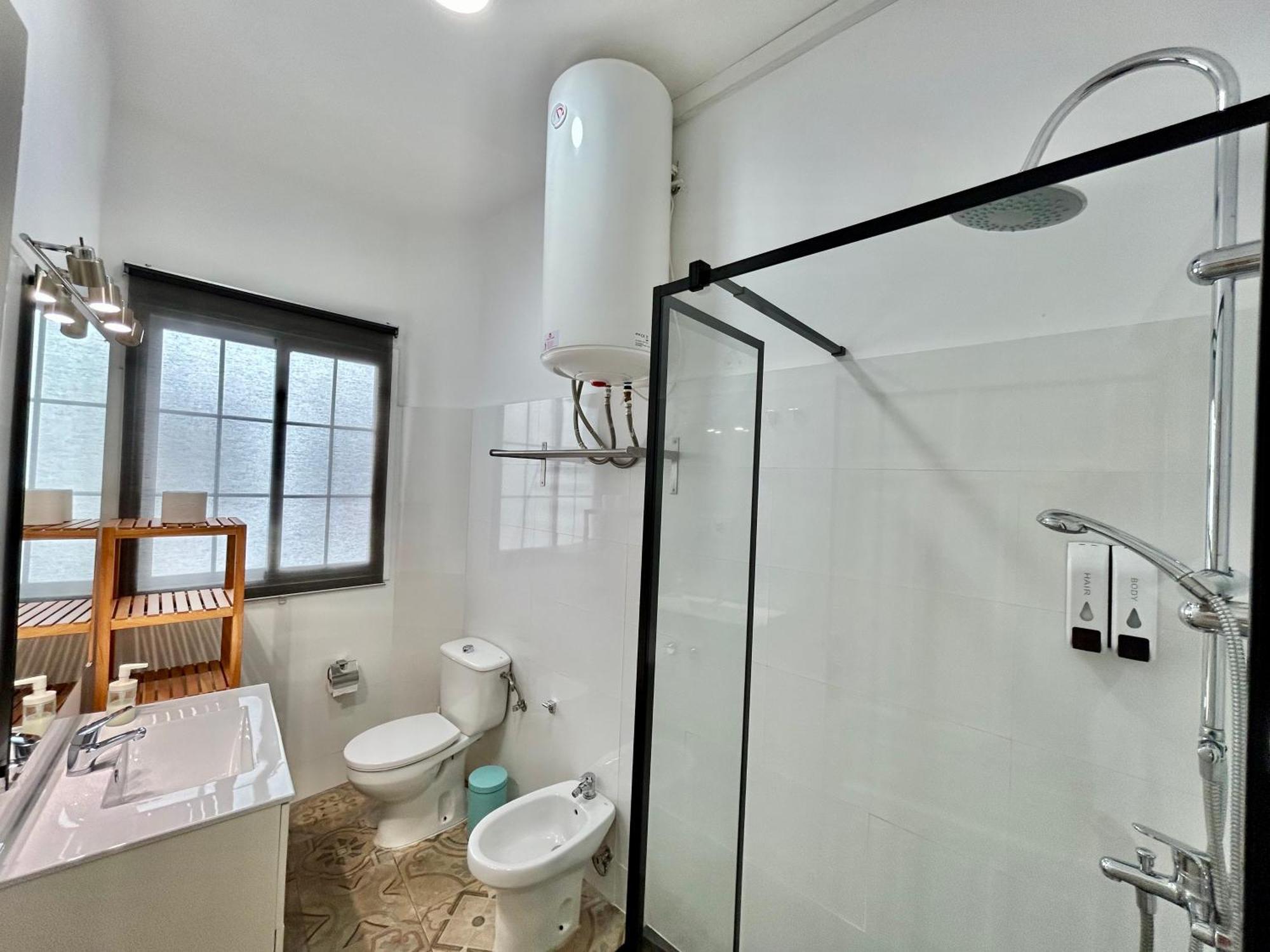 Acogedor 8pax 4bdr 2bth - Cozyhomesevilla1 Apartament Sewilla