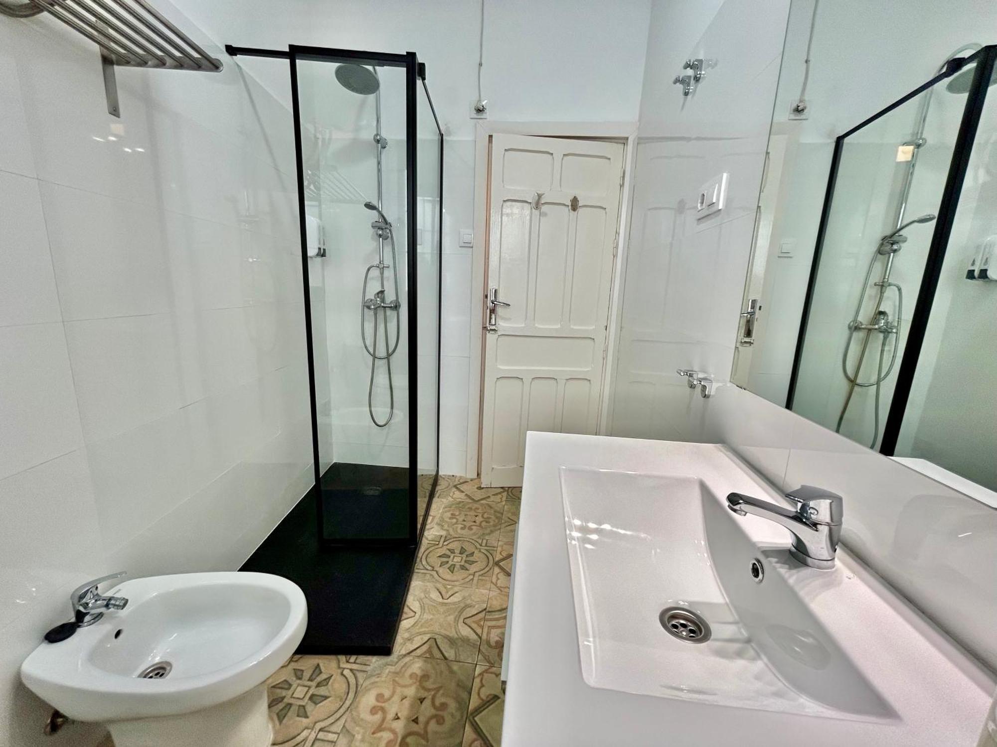 Acogedor 8pax 4bdr 2bth - Cozyhomesevilla1 Apartament