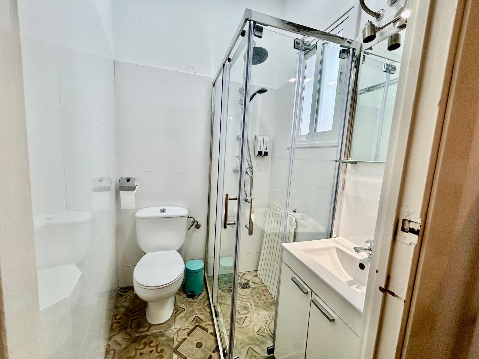 Acogedor 8pax 4bdr 2bth - Cozyhomesevilla1 Apartament *