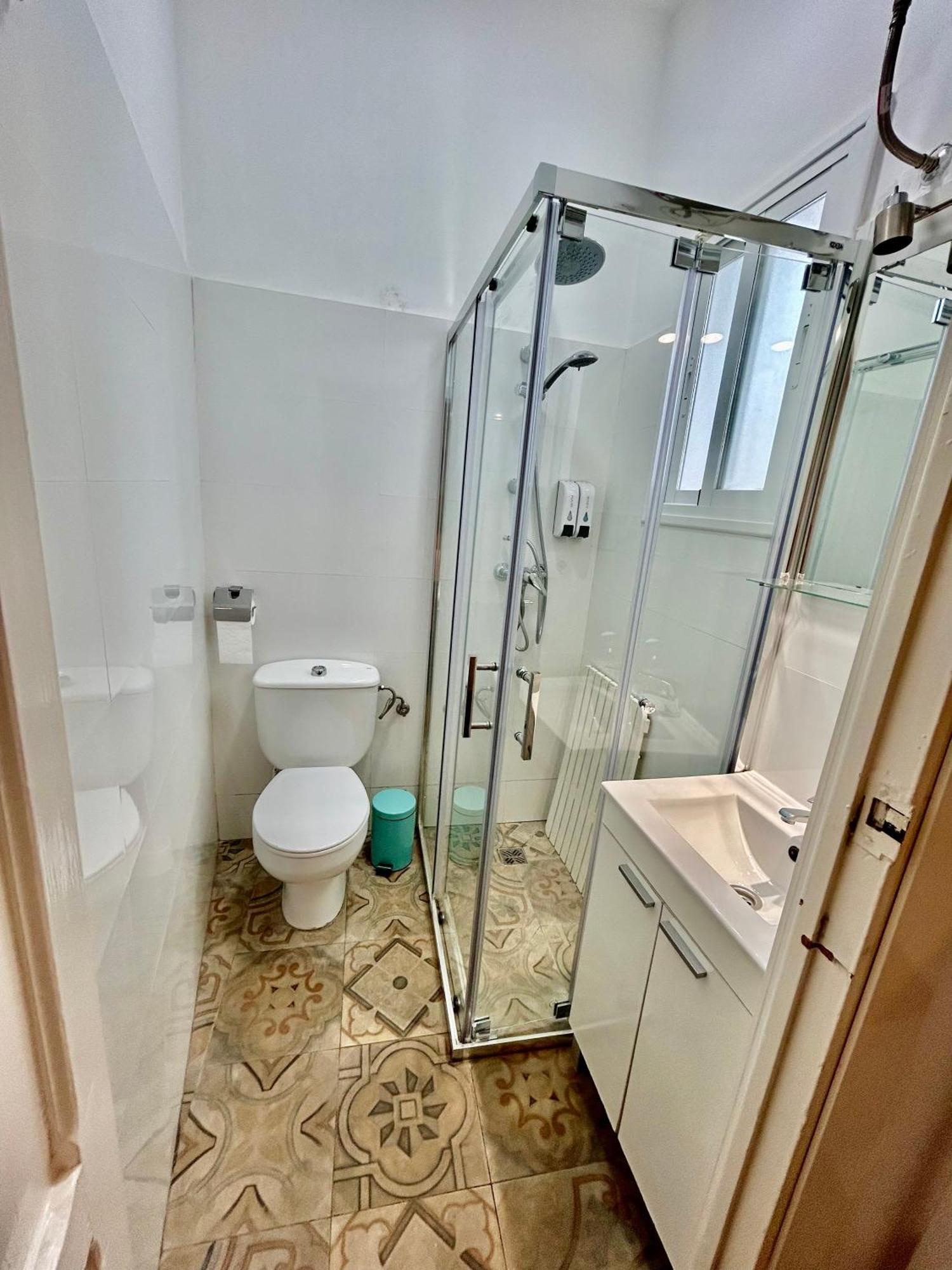 Acogedor 8pax 4bdr 2bth - Cozyhomesevilla1 Apartament *